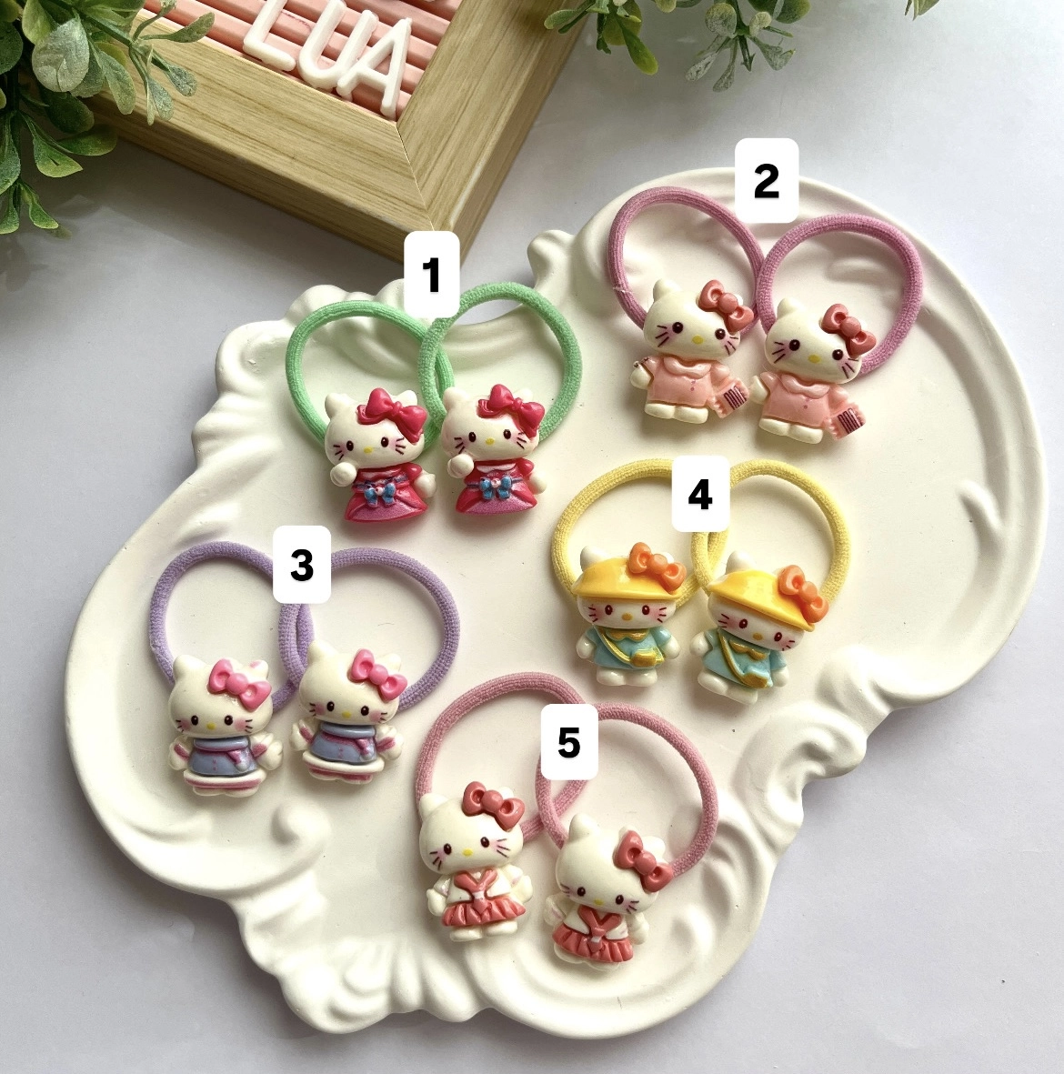 Hello kitty figürlü lastik toka çifti
