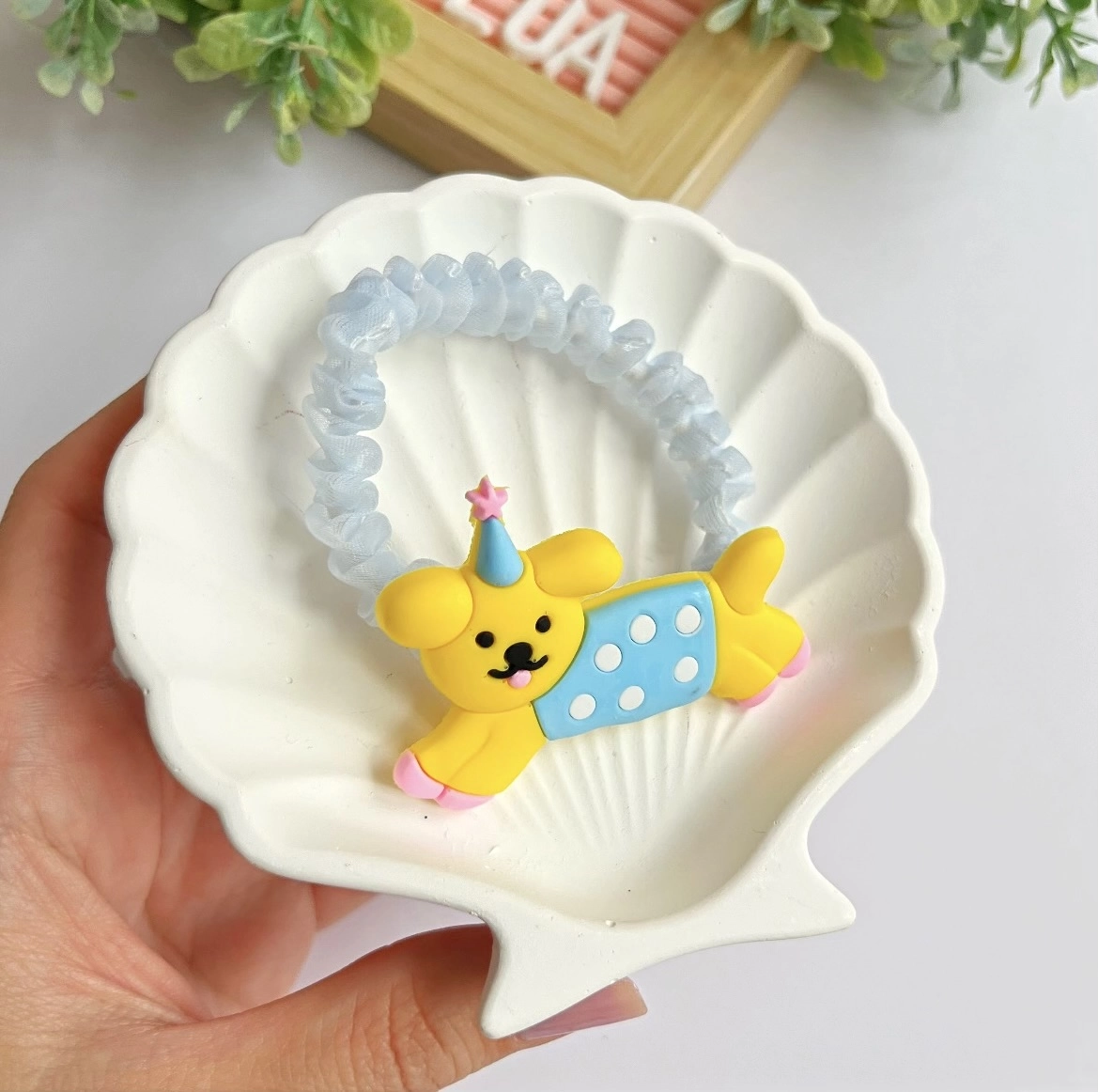 Sevimli köpek figürlü lastik toka adet