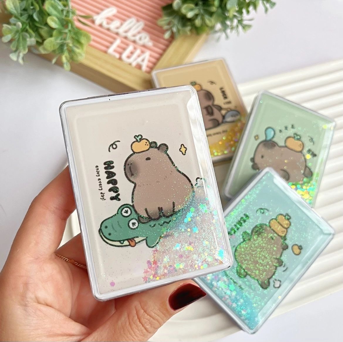 Capybara ışıltılı sulu ayna adet