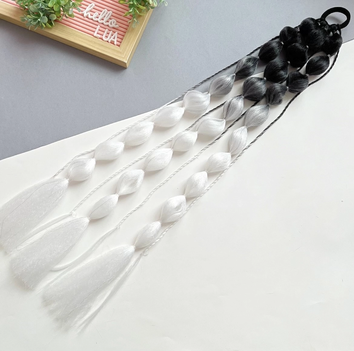 Bonbon saç detaylı lastik toka