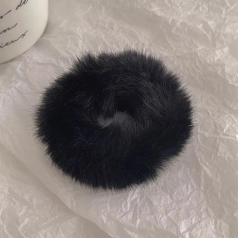 Siyah peluş lastik toka adet