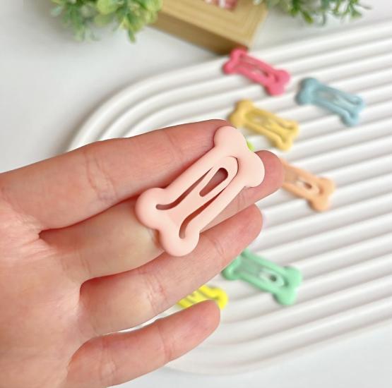 Kemik figürlü mini çıtçıt toka seti