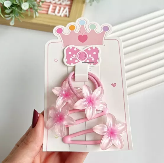 Pembe çiçek toka seti