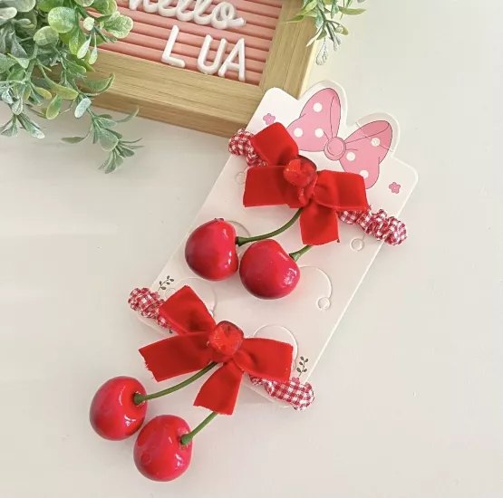 Kiraz detaylı lastik toka çifti