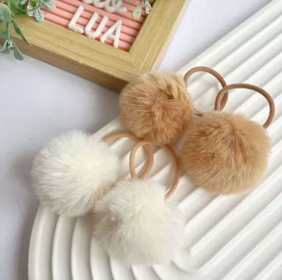 Ponpon lastik toka çifti