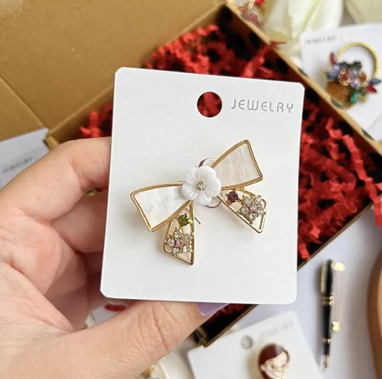 Sedefli Fiyonk broş