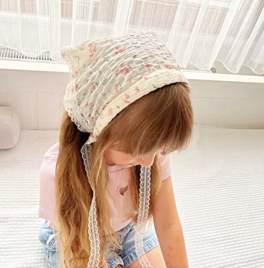 Çiçek desenli vintage taç Bandana 