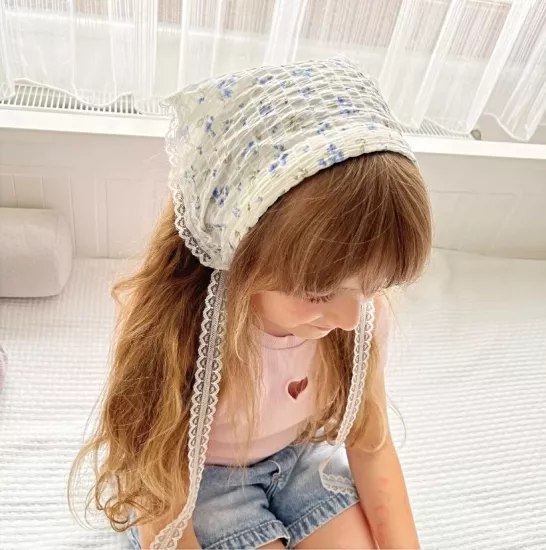 Çiçek desenli vintage taç Bandana 