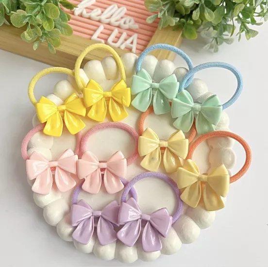 Fiyonk figürlü lastik toka çifti