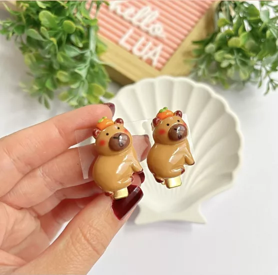 Capybara figürlü mini pens toka çifti