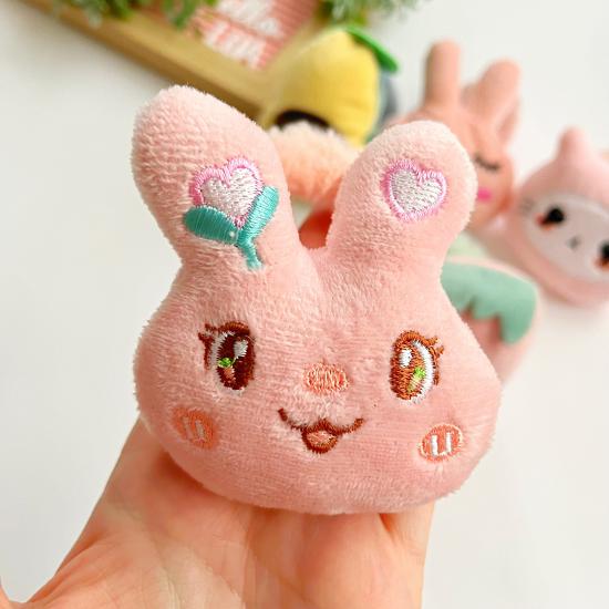 Sevimli figür detaylı peluş lastik toka adet
