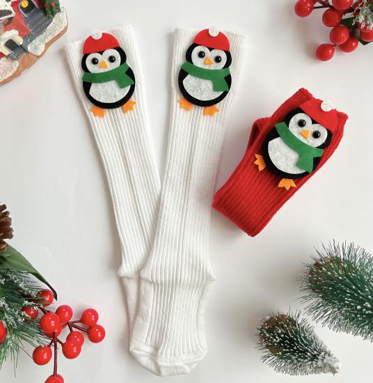 Penguen figürlü yılbaşı dizaltı çorap