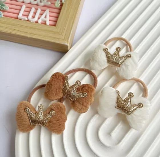 Gold figürlü lastik toka çifti