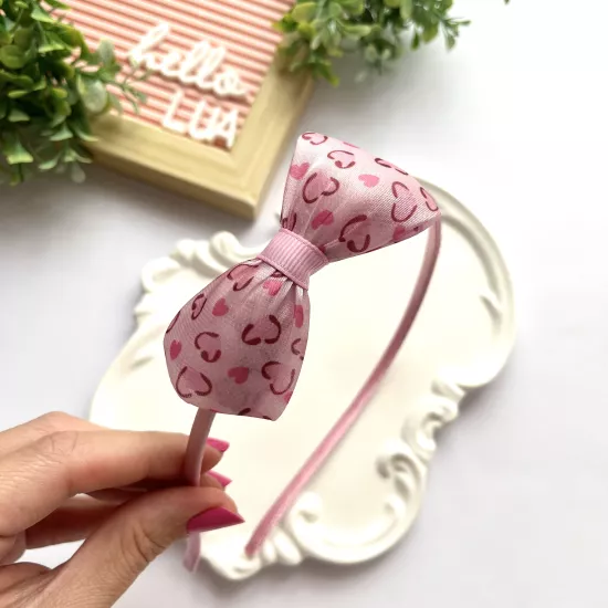 Fiyonk detaylı taç adet