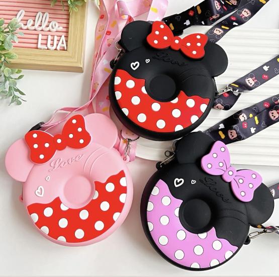 Minnie mouse fiyonk figürlü mini çanta adet
