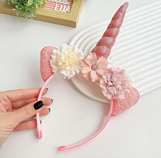 Unicorn Premium taç