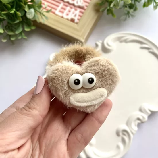 Kalp figürlü peluş lastik toka adet