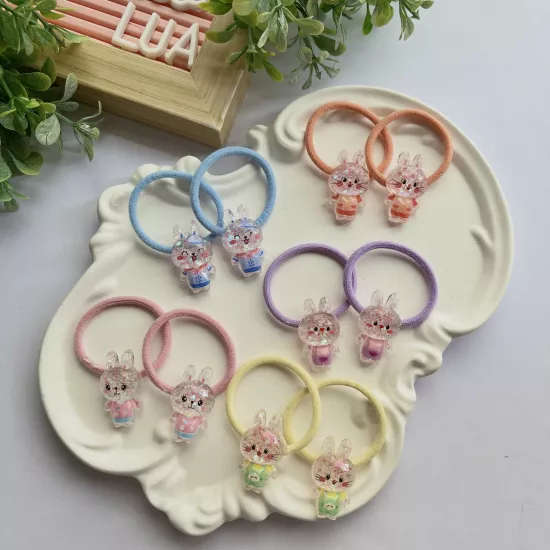 Sevimli figür detaylı lastik toka çifti